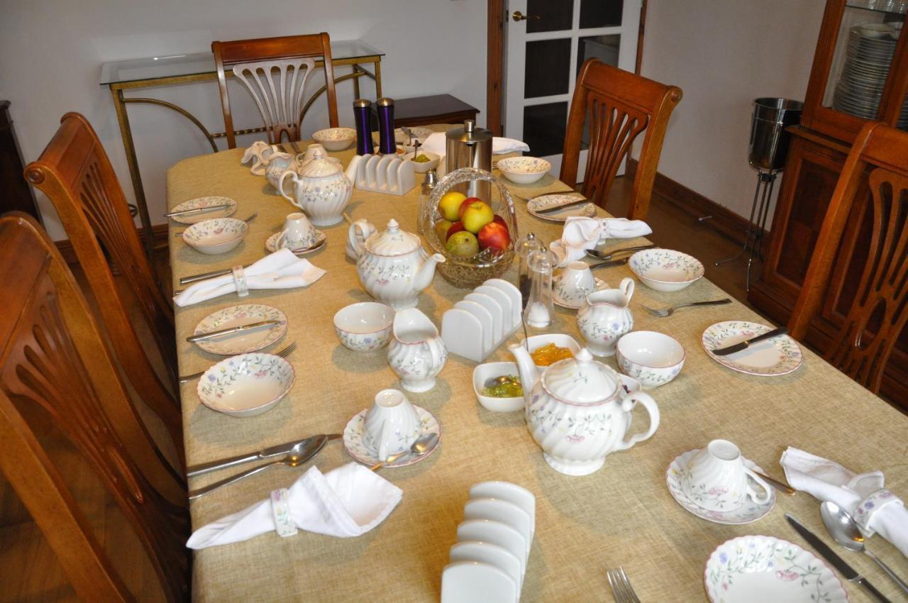 Longview House Bed & Breakfast แบลลีย์มันนี ภายนอก รูปภาพ